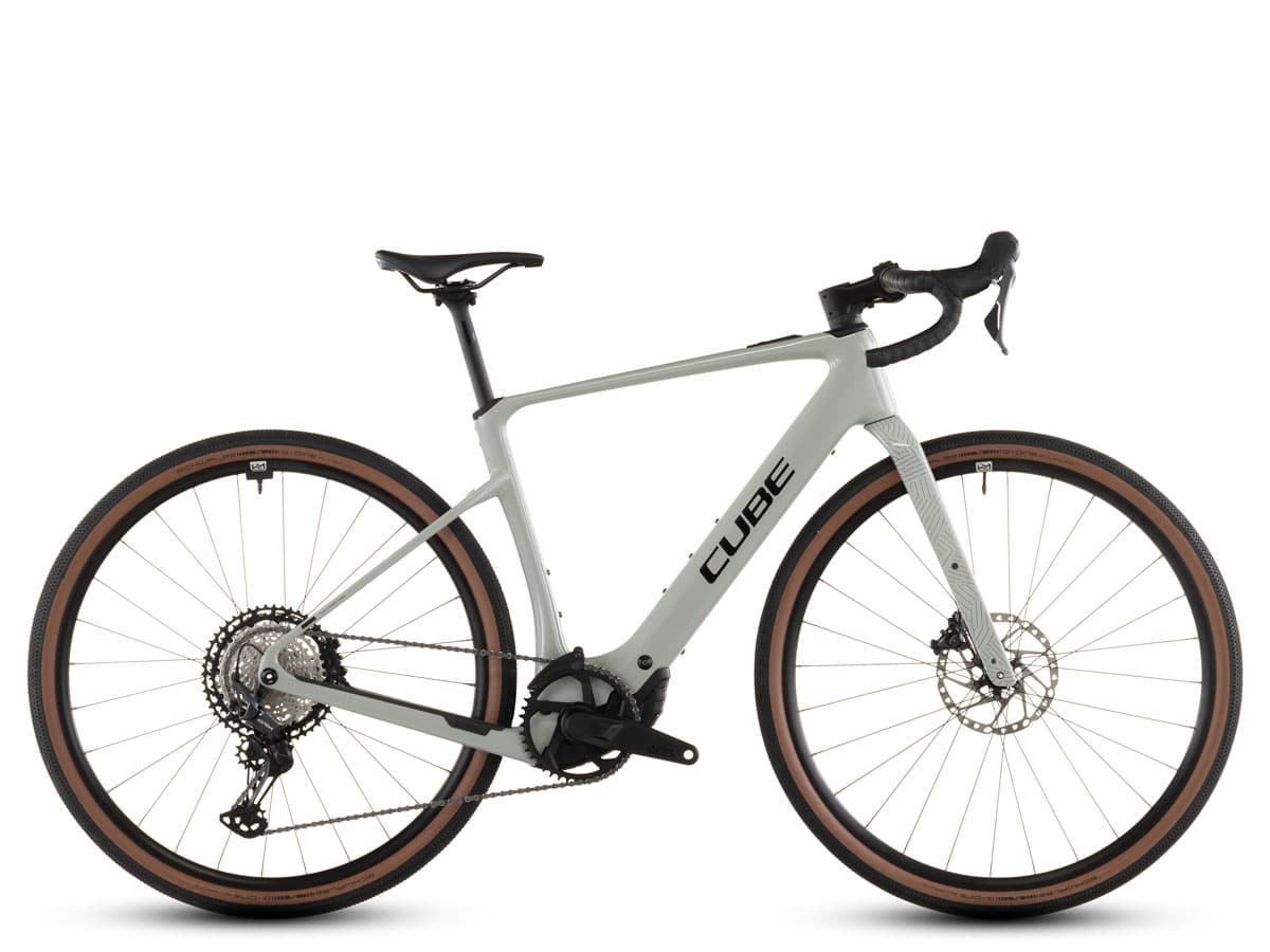 Cube Nuroad Hybrid C62 RACE 400X